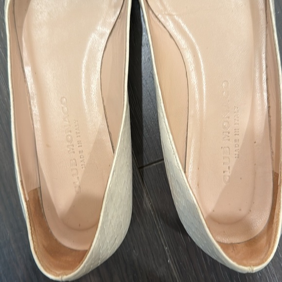 Club Monaco Flat - Picture 5 of 9